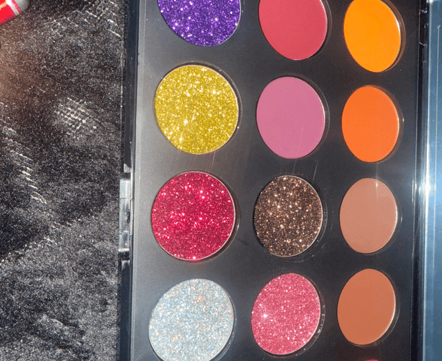 Palette de fard à paupières OMA 1